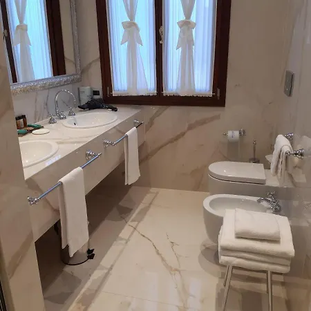 Ai Patrizi Di *