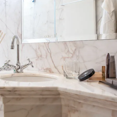 Ai Patrizi Di Apartamento